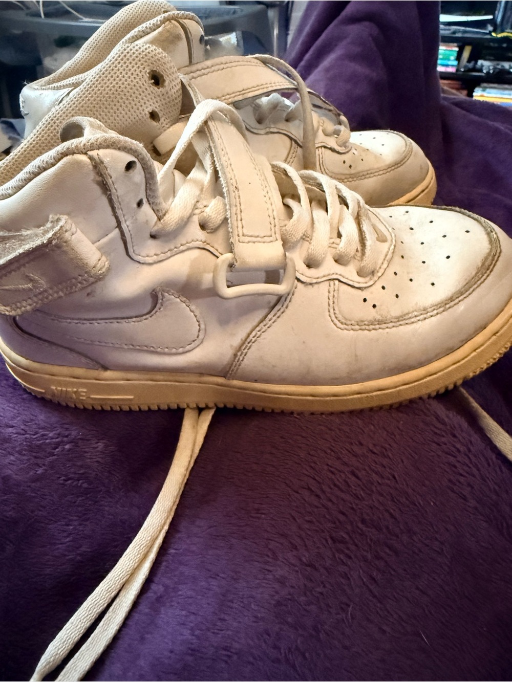 Nike Kids Cream-White High-Top Sneakers
